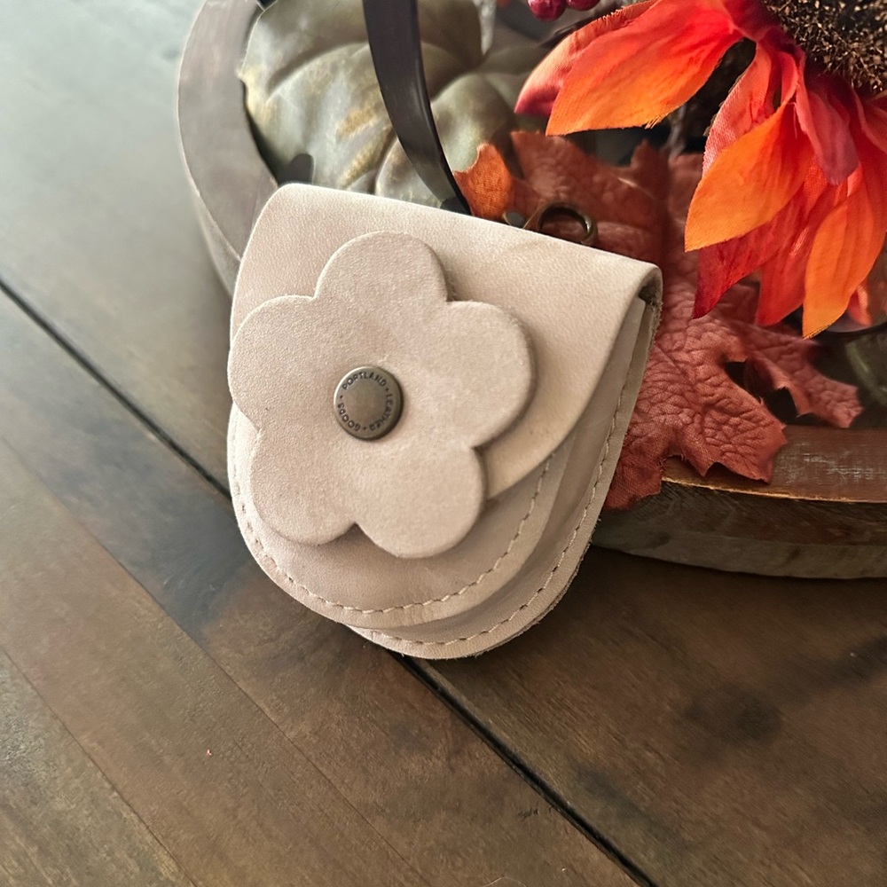 PLG Petunia Pouch - Dragon Bone